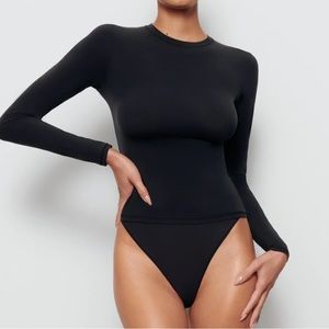 SKIMS Fits Everybody Long Sleeve
